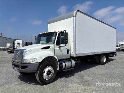 2019 International 4300 SBA 4x2 Van Truck