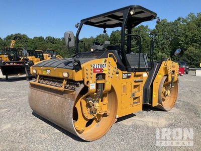 2017 Cat CB66B مدحلة ذات اسطوانتين