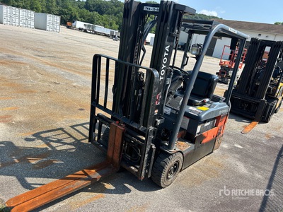 2015 Toyota 8FBE20U 3480 lb Montacargas Eléctrico (Inoperable)