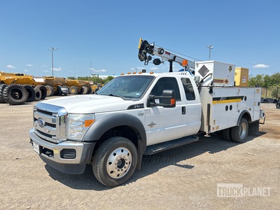 2015 Ford F-550 XL 4x4 Extended Cab サービスカー