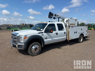 2015 Ford F-550 XLT 4x4 Crew Cab Service Truck