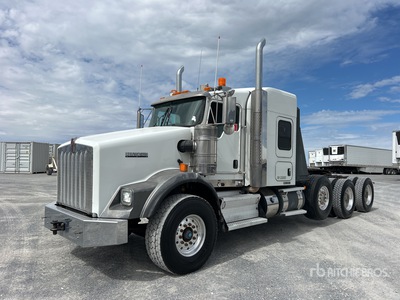 2012 Kenworth T800 8x4 Cabeza Tractora Cabina Dormitorio