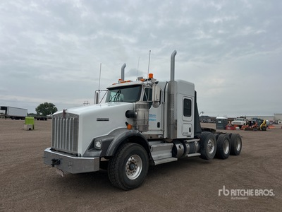 2012 Kenworth T800 6x4 T/A Sleeper Truck Tractor
