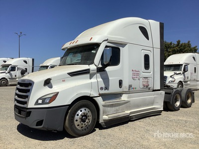 2022 Freightliner Cascadia 126 6x4 Sleeper Truck Tractor
