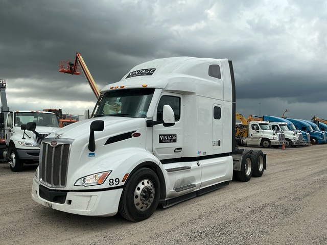 2023 Peterbilt 579 6x4 T/A Sleeper Truck Tractor