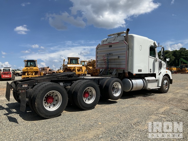 CAMIóN CAMAROTE 2016 FREIGHTLINER