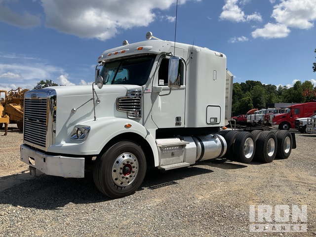 CAMIóN CAMAROTE 2016 FREIGHTLINER