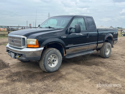 1999 Ford F-250 4x4 Extended Cab Pickup