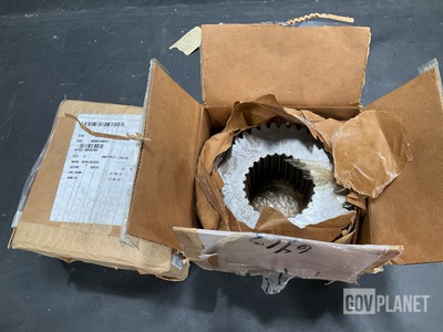 (11) Oshkosh 115404D Helical Gears