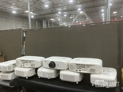 (18) Assorted Projectors