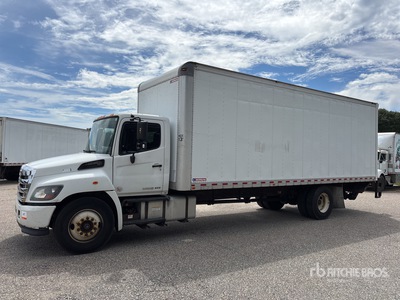 2018 Hino 268 4x2 Camion fourgon