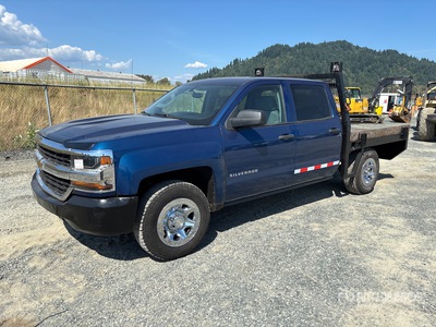 2017 Chevrolet Silverado 1500 4x2 Crew Cab Platte vrachtwagen