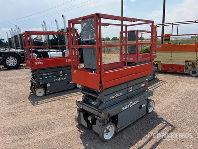 2014 Skyjack SJ 3219 Electric Scissor Lift