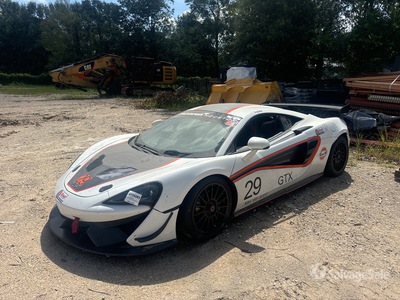 McLaren 570S GT4 Race Car
