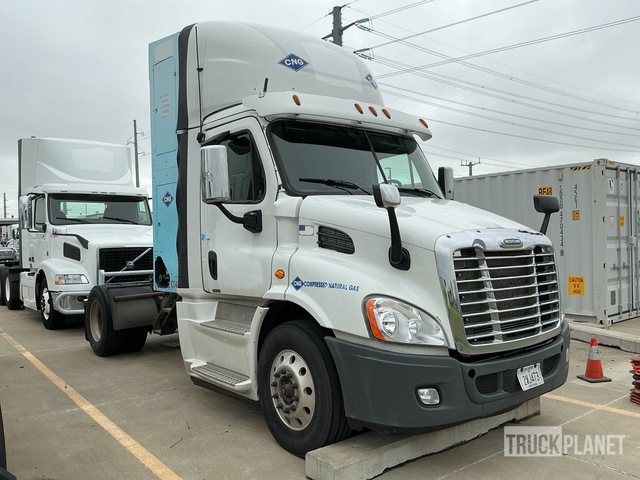 CAMIóN 2016 FREIGHTLINER