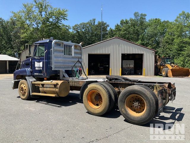 2002 Mack CH613 6x4 T/A Day Cab Truck Tractor in Leonardtown