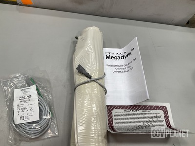 (4) Ethicon Megadyne 0847 Mega Soft Electrode Pads