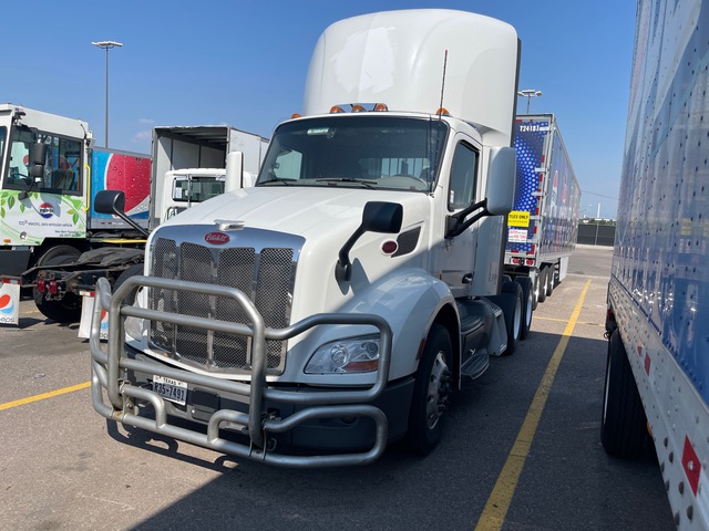 2018 Peterbilt M579 6x4 T/A Day Cab Truck Tractor (Inoperable)