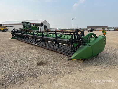 2012 John Deere 635FD 35 ft Flex Draper Combine Header
