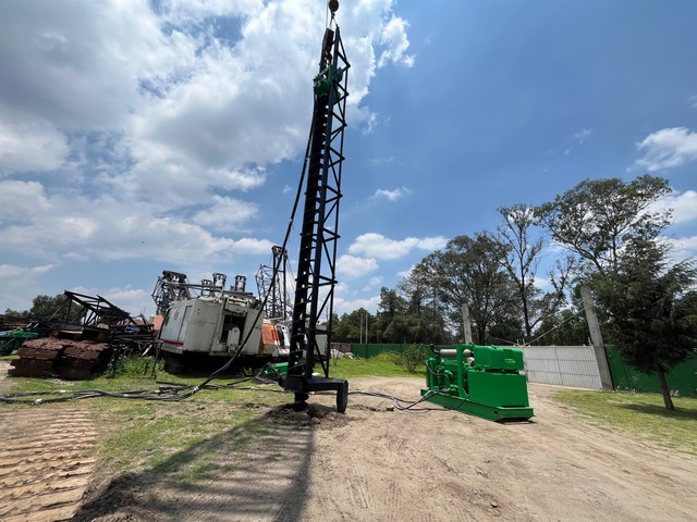 1990 ICE 3060 Rotary Drill Rig with Power Unit / Perforadora Helicoidal de Montaje Superior con Unidad de Poder Drill Equipment 1990 ICE 3060 Rotary Drill Rig with Power Unit / Perforadora Helicoidal de Montaje Superior con Unidad de Poder Drill Equipment
