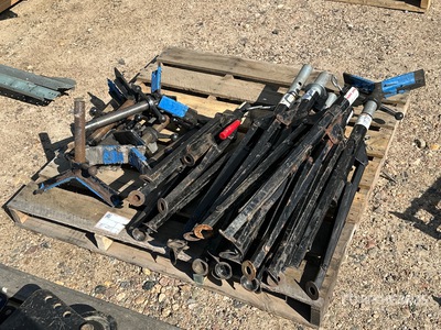 Quantity of (8) Sumner Fat Jack Pipe Stand