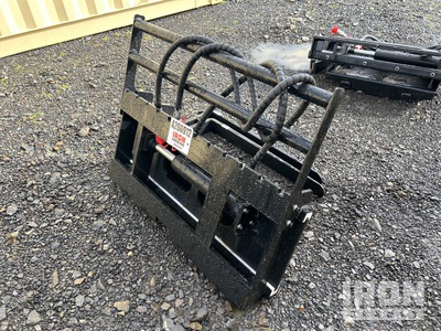 2025 GIYI GY-CYHC 760 mm Mini Skid Steer Forks (Unused)