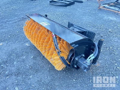 2025 GIYI GY-QSJ 1000 mm Mini Skid Steer Broom (Unused)