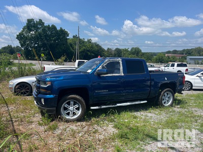 2017 Cheverolet Silverado 4x4 Crew Cab Pickup