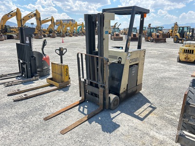 Crown 30RCTT-S 3000 lb Electric Stacker