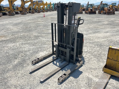 Linde EWS40 4000 lb Apilador Eléctrico