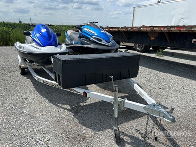 Quantity of (2) 2012 Kawasaki Jet Skis Varios, embarcaciones de recreo marinas