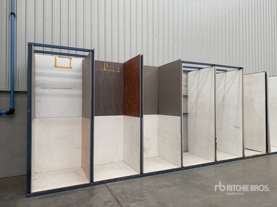 Quantity of Upright Storage Étagères