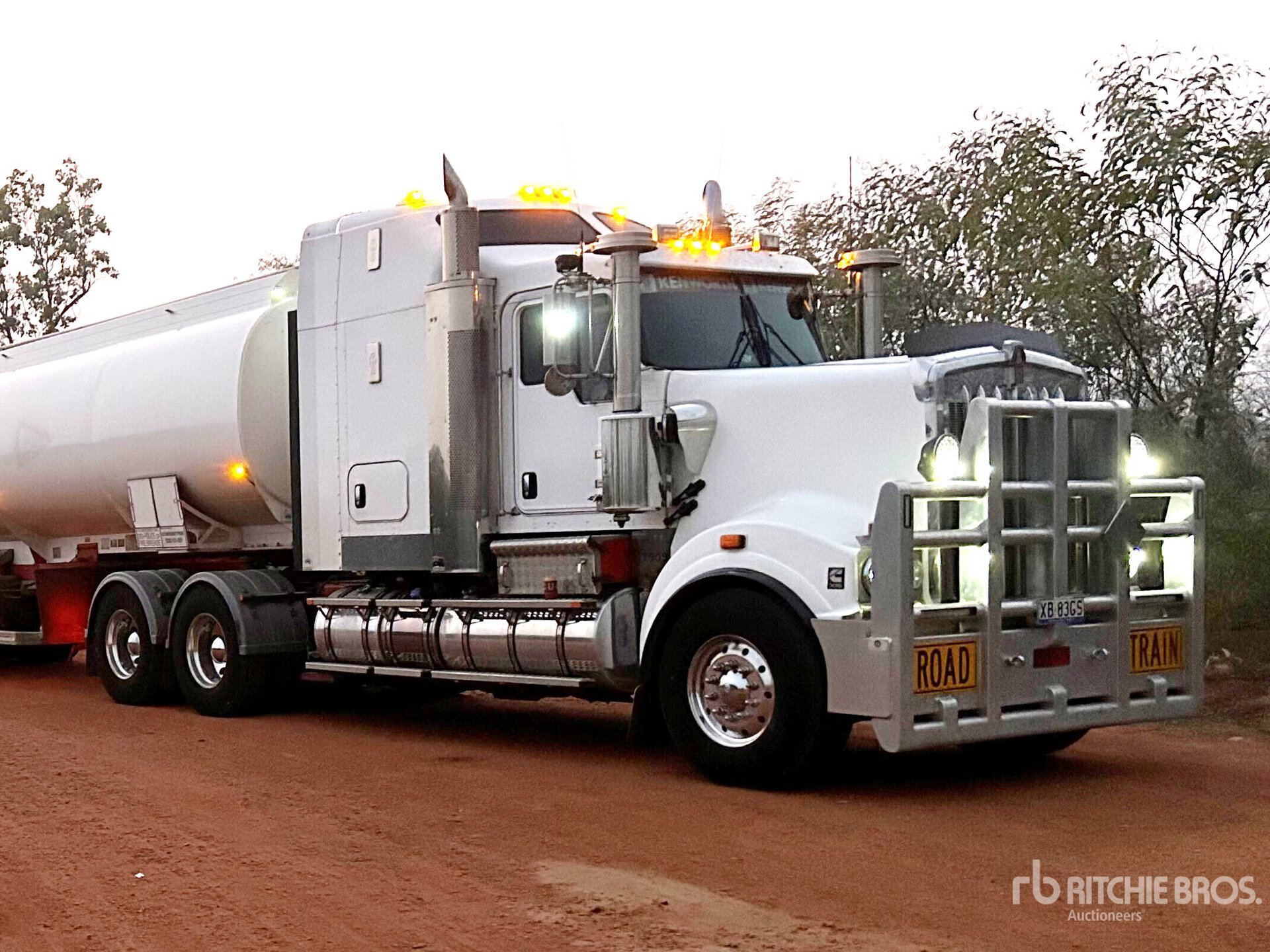 2019 Kenworth T909 6x4 T/A Sleeper Truck Tractor
