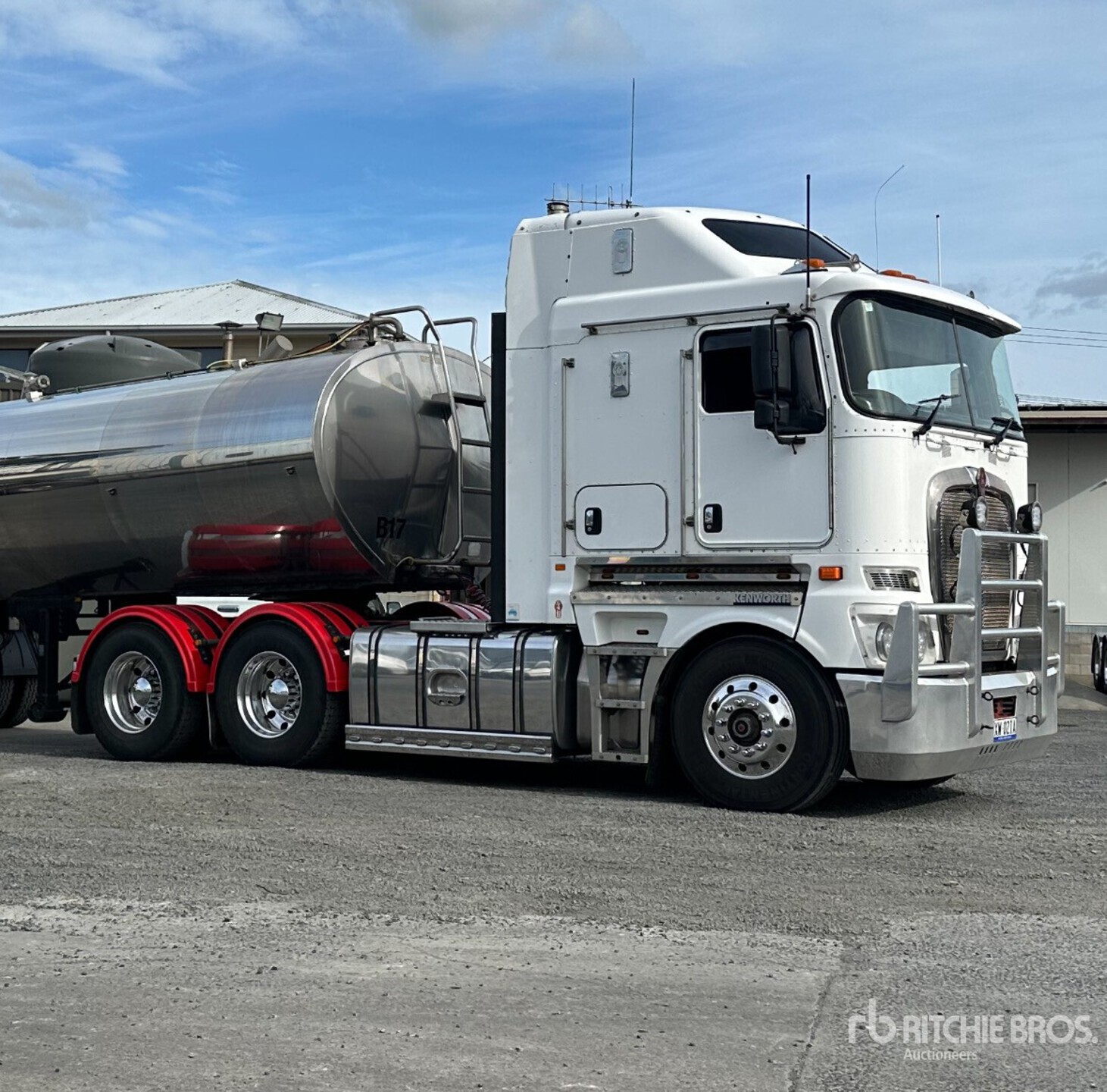 2013 Kenworth K200 6x4 Sleeper Truck Tractor