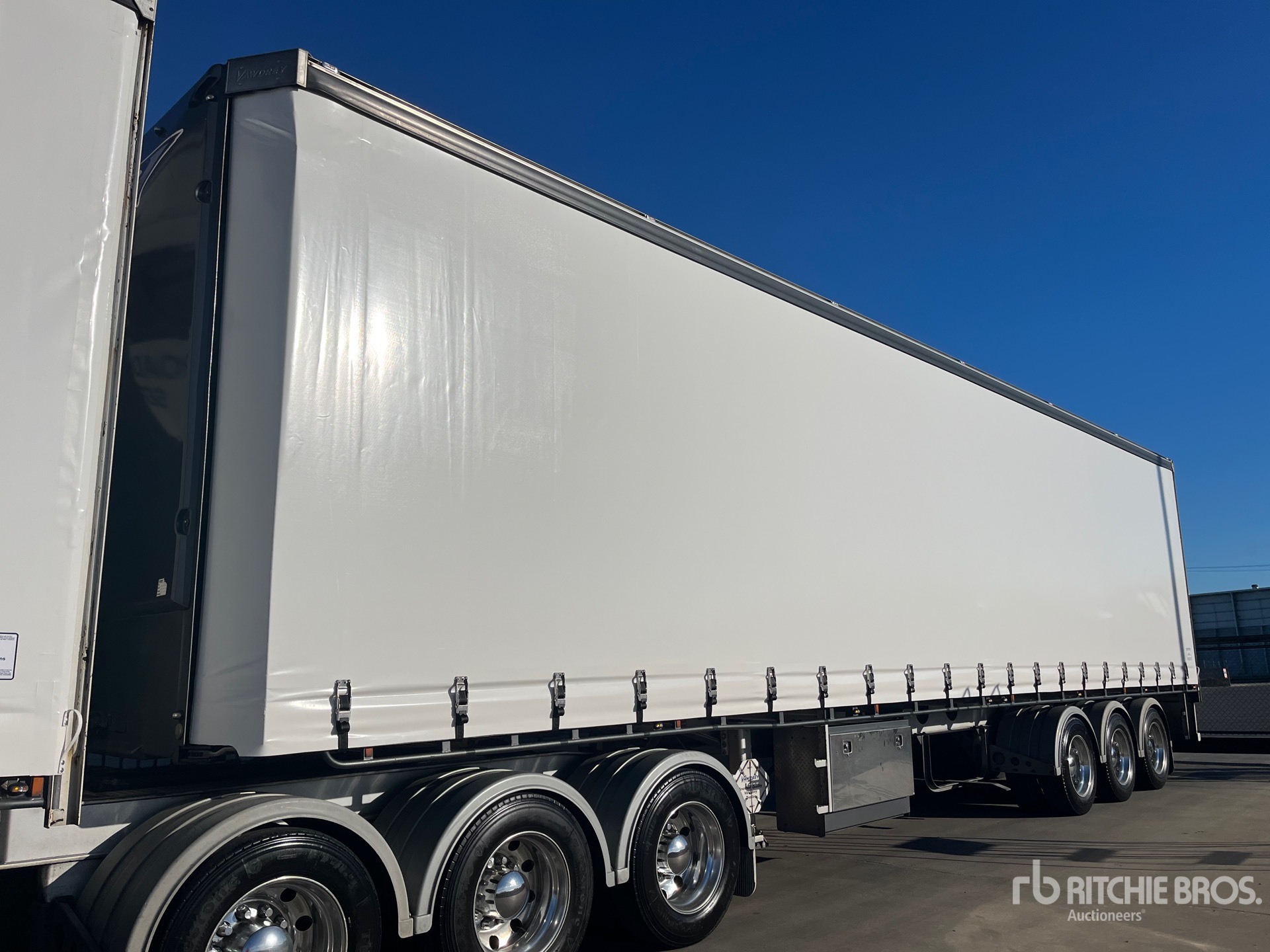 2018 Vawdrey Tri/A B-Double Lead Curtain Side Trailer