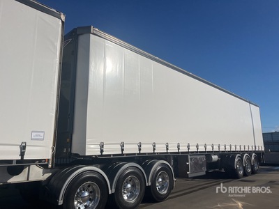 2018 Vawdrey Tri/A Curtain Side Trailer