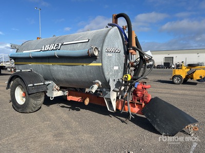 2011 Abbey Machinery 2000SD 10000 L S/A Remolque de tanque de agua