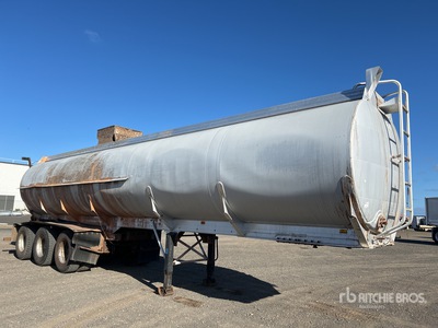 1999 Holmwood Highgate 35000 L Tri/A Remolque de tanque de agua