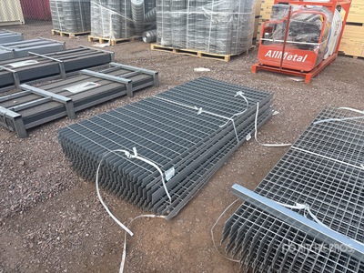 Quantity of (10) 2025 KJ K0703 7 ft x 3 ft Steel Grating Varios otros (Unused)