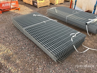 Quantity of (10) 2025 KJ K0703 7 ft x 3 ft Steel Grating Varios otros (Unused)