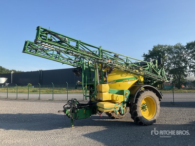 2002 John Deere 840 28 m Getrokken sproeier
