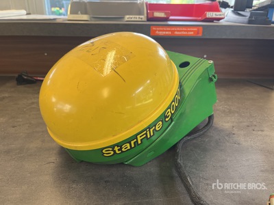 John Deere StarFire 3000 with SF2 GNSS Receiver