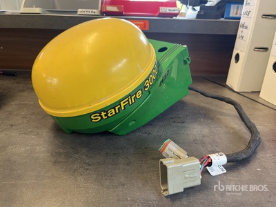 John Deere StarFire 3000 GNSS Receiver