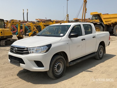 2018 Toyota Hilux Crew Cab Pickup