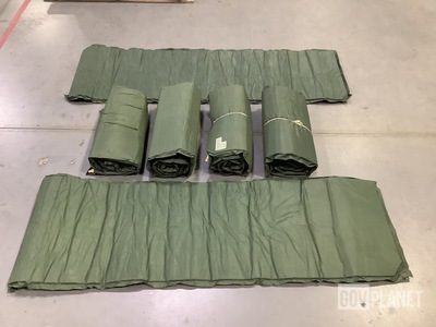 (32) Self-Inflating Sleeping Mats