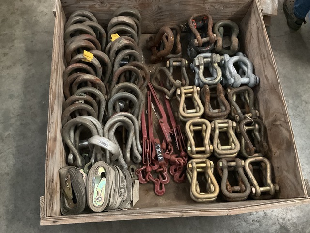 (35) Big Hooks, (56) Small Hooks & (6) Chain Binders