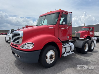 2004 Freightliner Columbia 6x4 Cabeza Tractora Cabina Corta