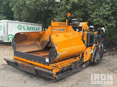 2021 LeeBoy 8520 Track Extendedora de Asfalto
