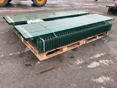 2.4 m x 2.2 m Powder Coated Green security Staccionata