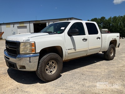 2009 Chevrolet 2500 HD 4x4 Crew Cab Pickup